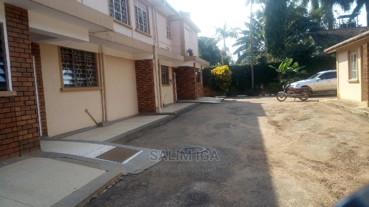 8bdrm Duplex in Kololo Property, Central Division for Rent