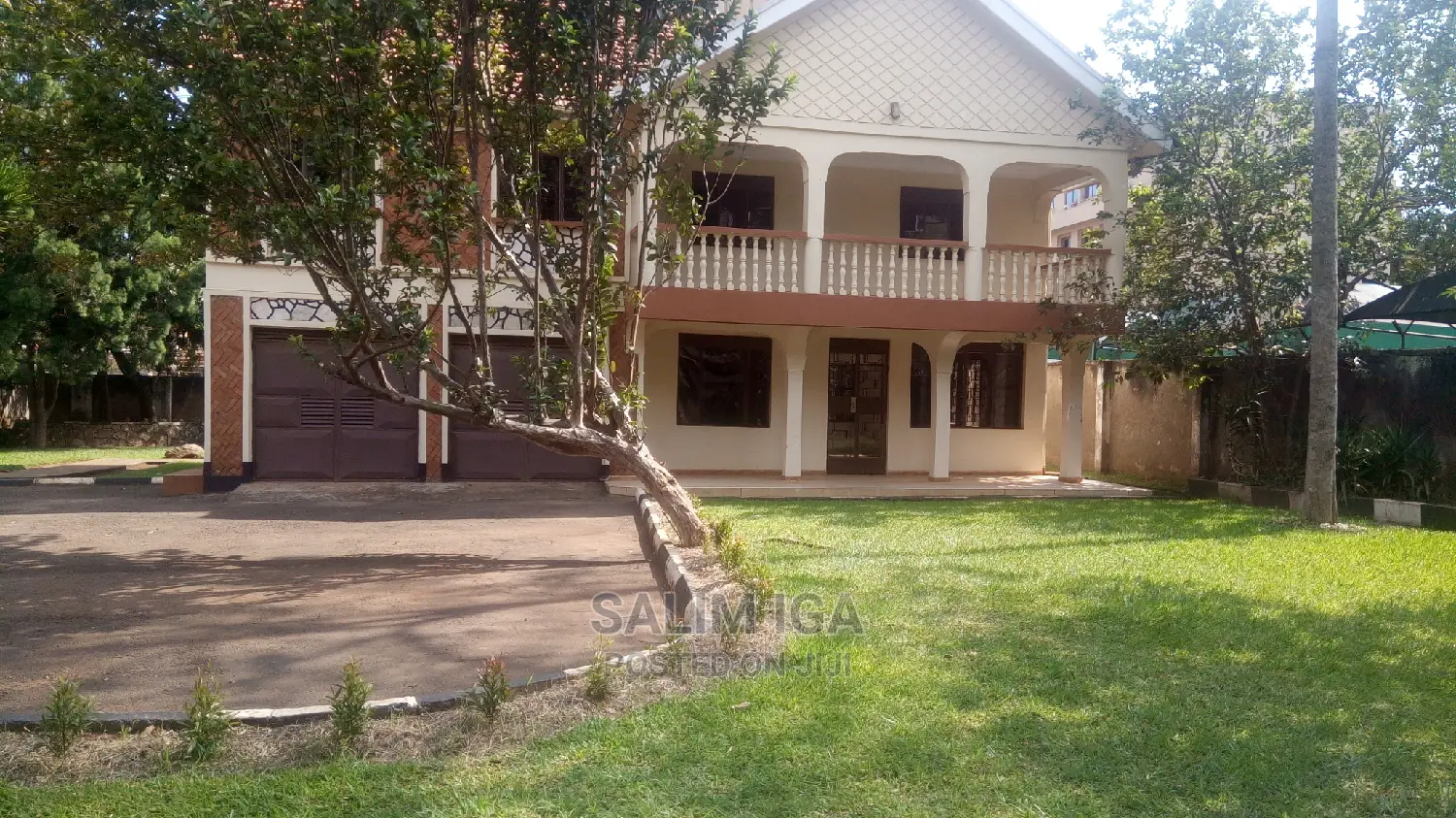 4bdrm Duplex in Kololo Property, Central Division for Rent