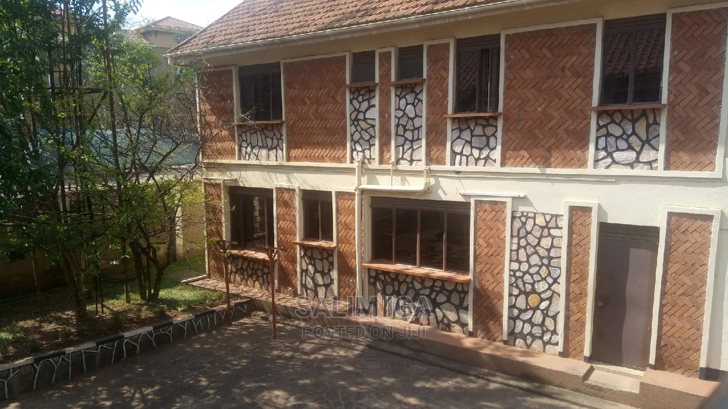 4bdrm Duplex in Kololo Property, Central Division for Rent