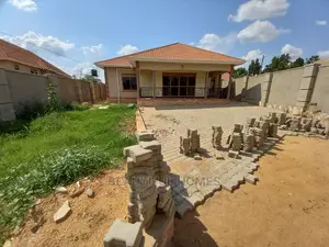 Furnished 5bdrm House in Buwate, Kira for Sale