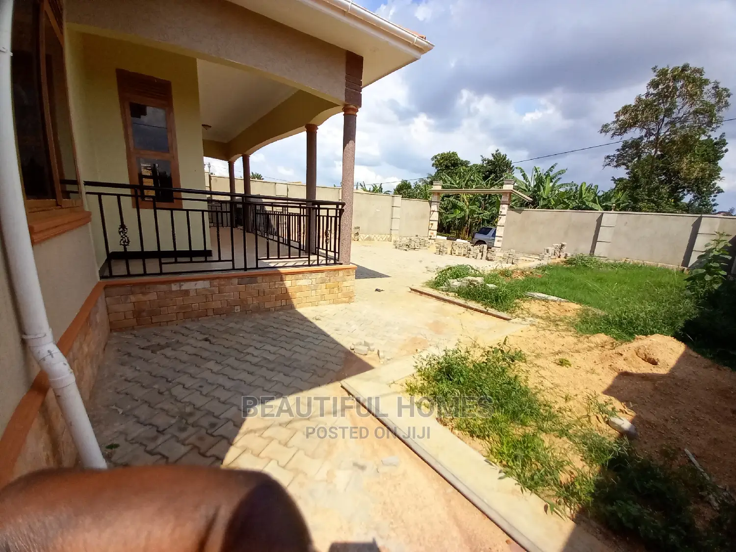 Furnished 5bdrm House in Buwate, Kira for Sale