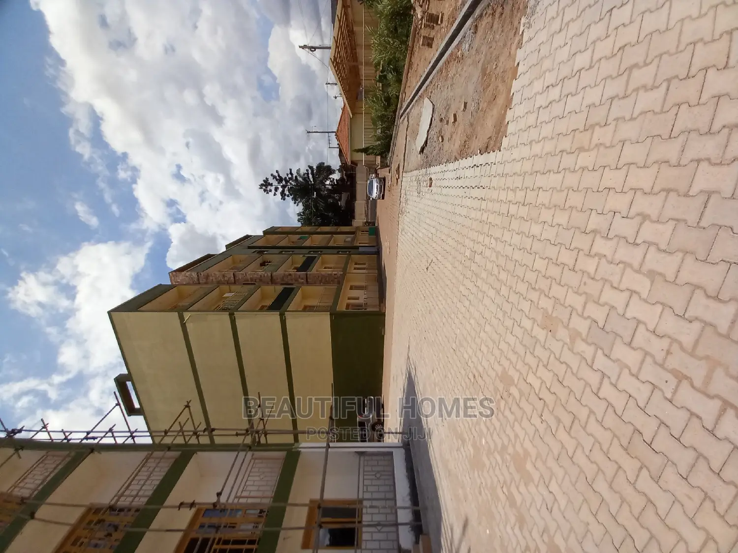 Furnished 2bdrm Condo in Bukoto, Central Division for Sale