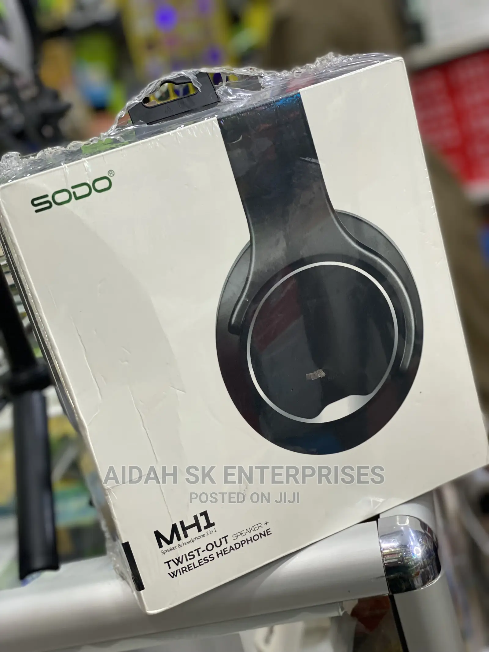 MH1 Speaker and Headphone