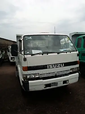 Isuzu Forward Tipper /Dumper