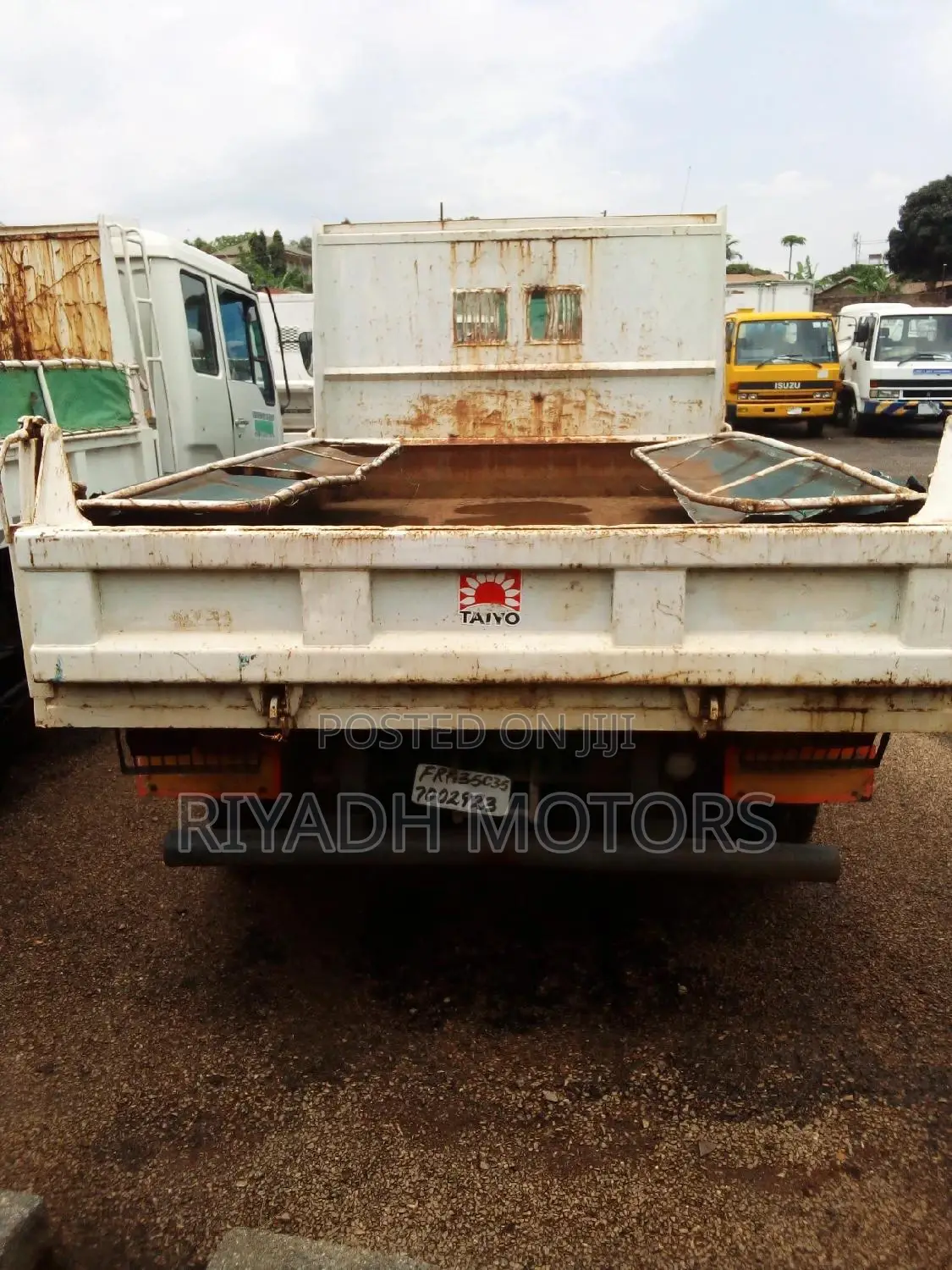 Isuzu Forward Tipper