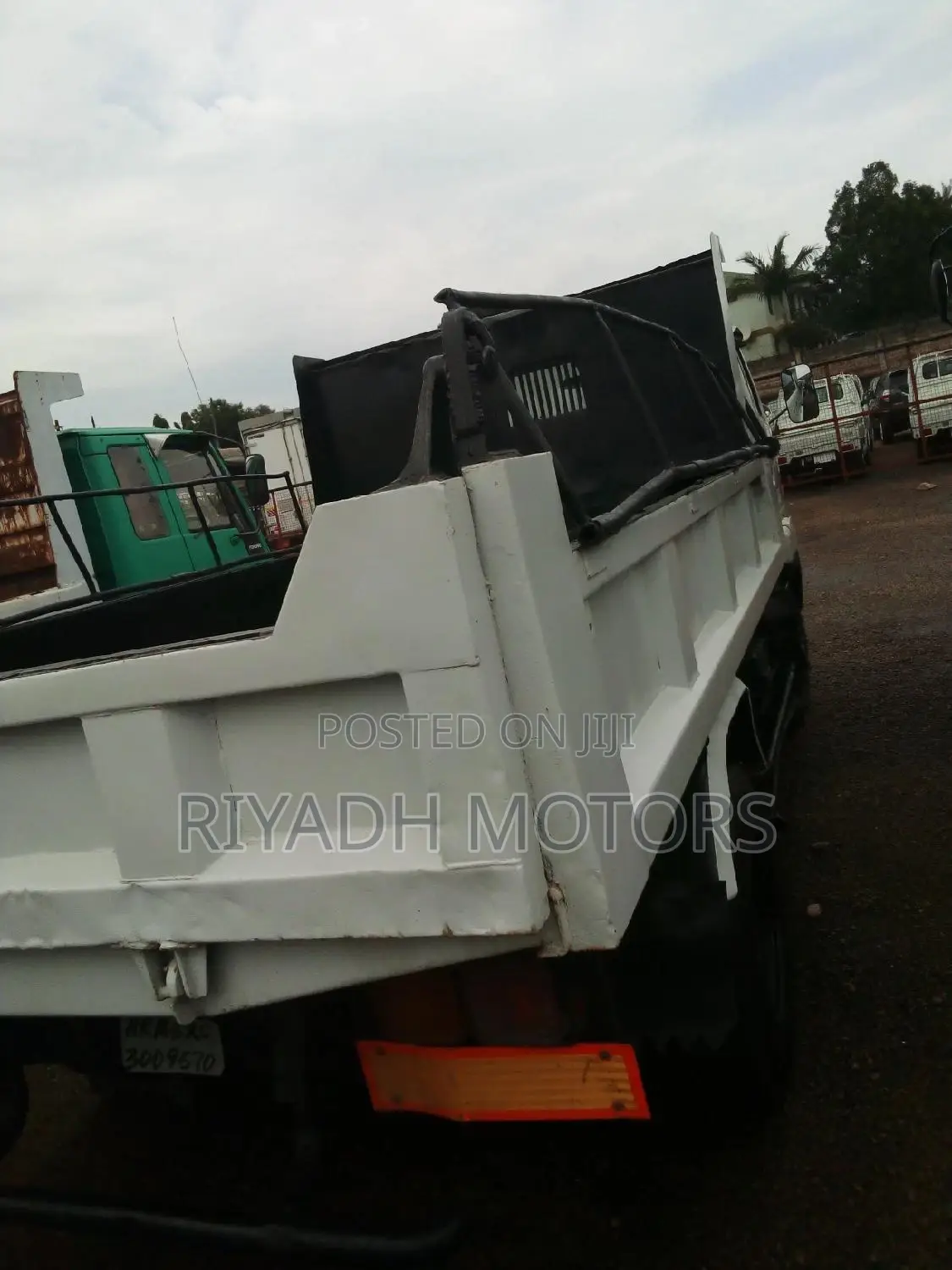 Isuzu Forward Tipper /Dumper