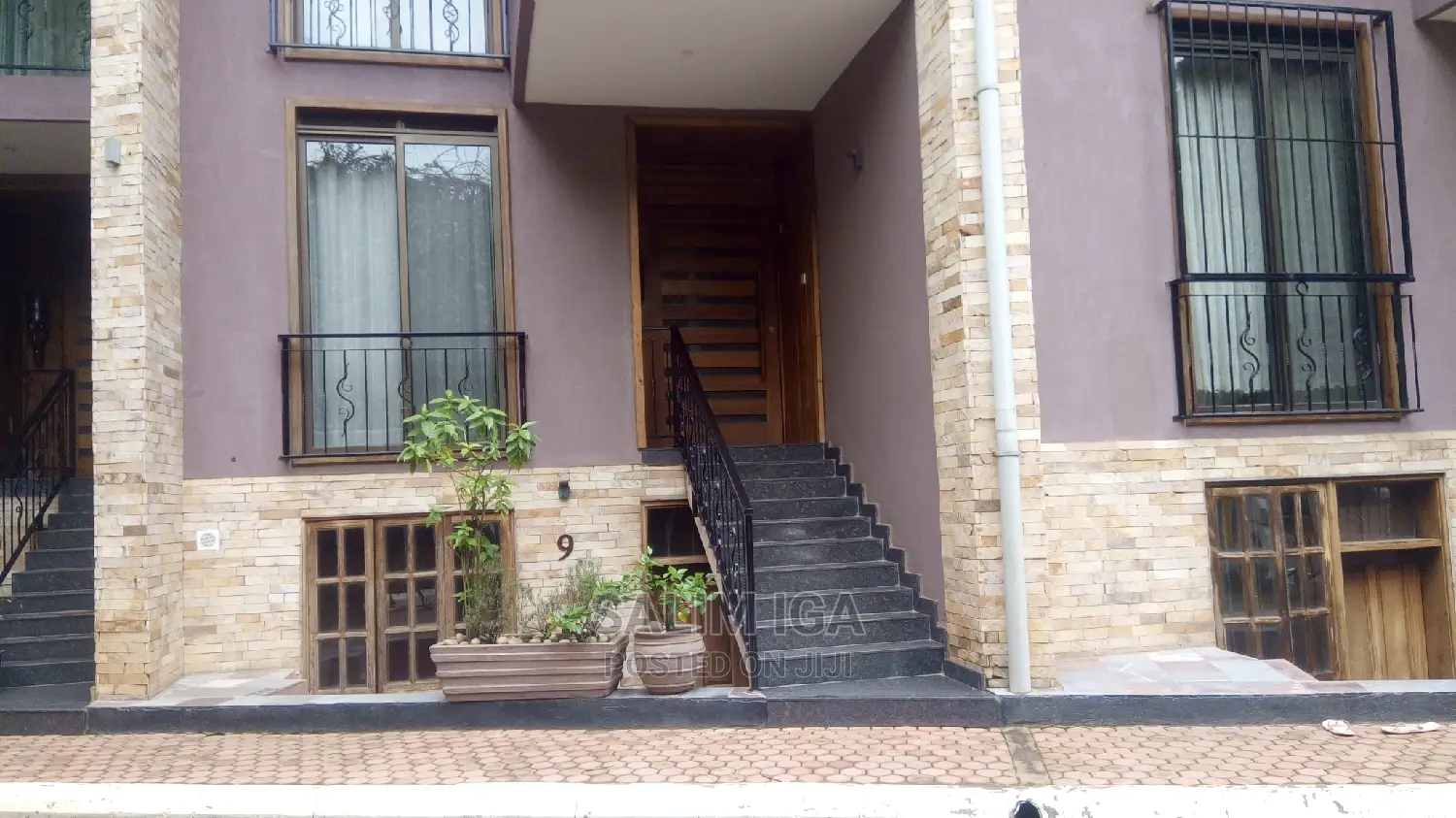 Furnished 2bdrm Townhouse in Kololo Property, Central Division