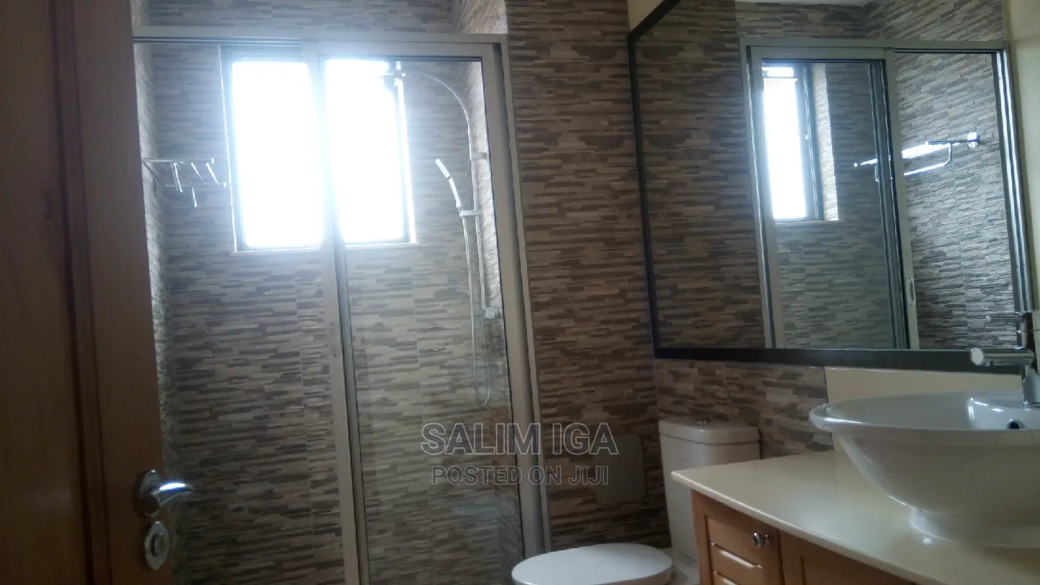 Furnished 3bdrm Block of Flats in Kololo Property, Central Division