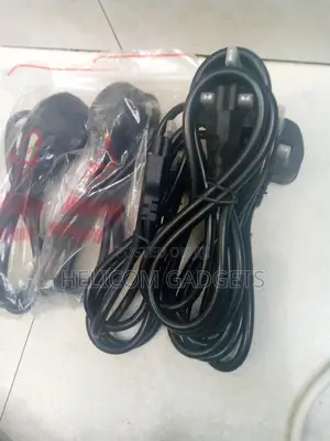 Mikmores/Power Cable
