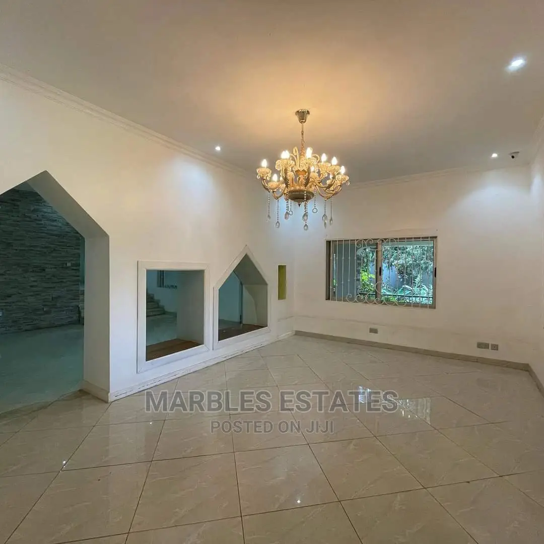 6bdrm Bungalow in Bugolobi, Central Division for Rent