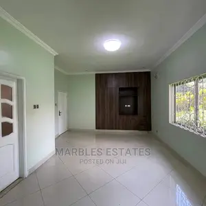 6bdrm Bungalow in Bugolobi, Central Division for Rent