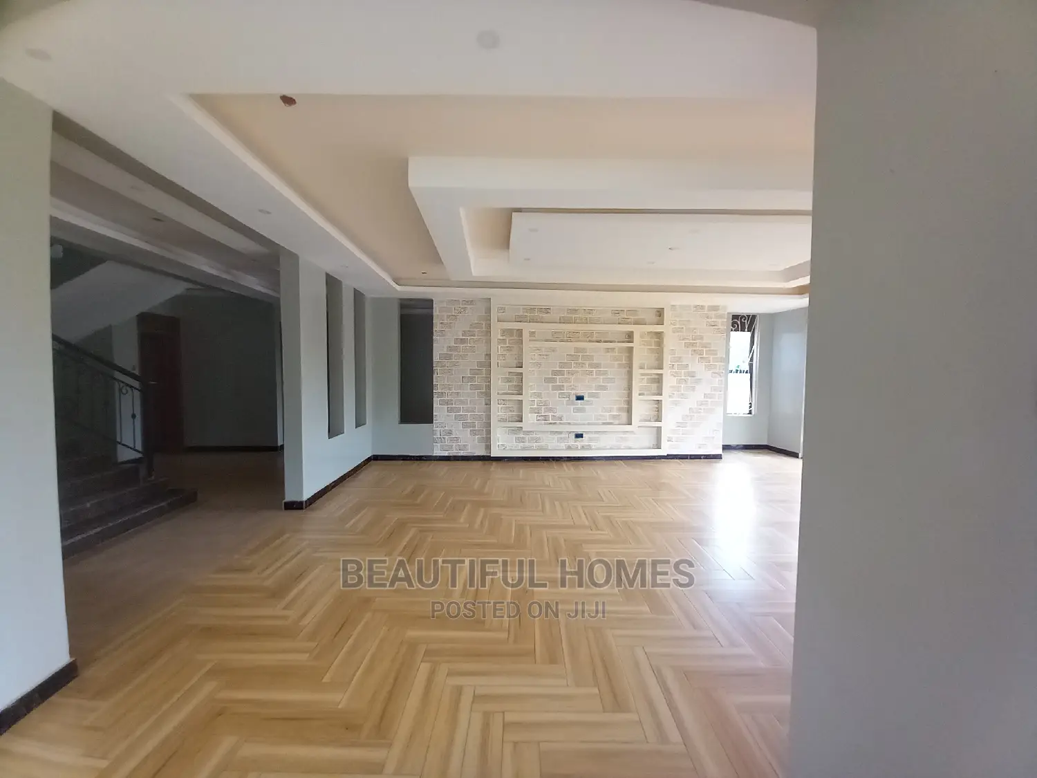 Furnished 7bdrm Mansion in Kiwatule, Nakawa for Sale