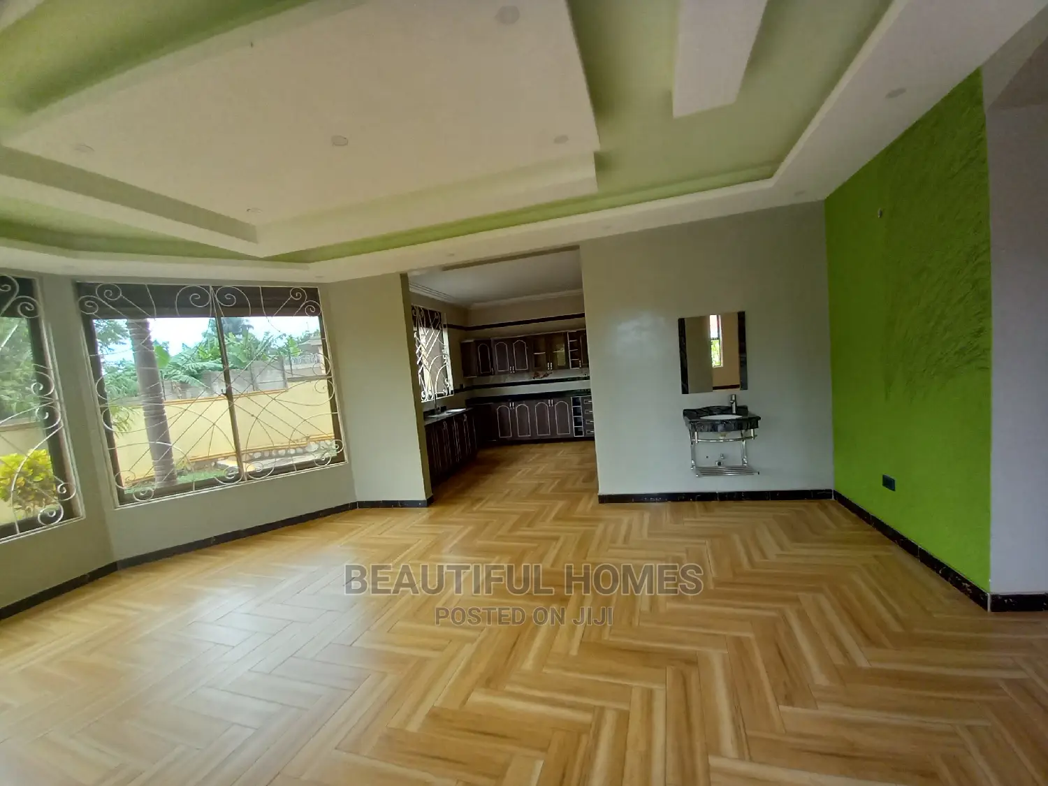 Furnished 7bdrm Mansion in Kiwatule, Nakawa for Sale