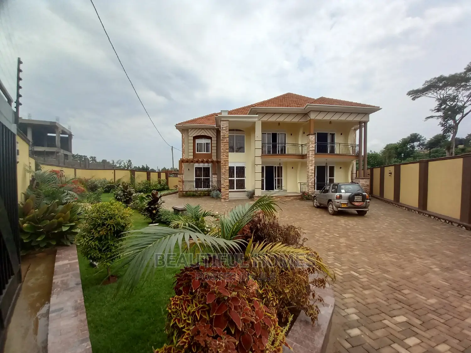 Furnished 7bdrm Mansion in Kiwatule Bidandi, Nakawa for Sale