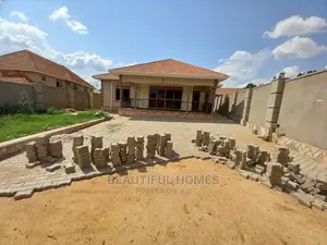 Furnished 5bdrm House in Buwate, Kira for Sale