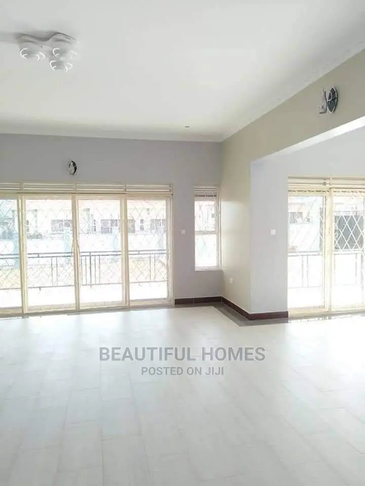 Furnished 4bdrm House in Kira for Sale