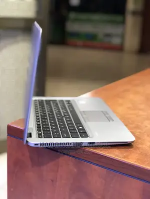 New Laptop HP EliteBook 820 G3 4GB Intel Core I5 SSHD (Hybrid) 500GB