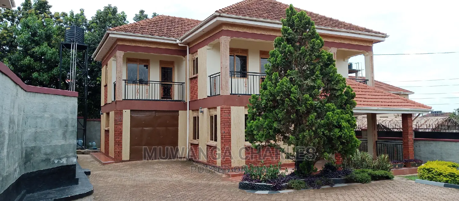 3bdrm Duplex in Fs Properties Ltd, Central Division for Rent