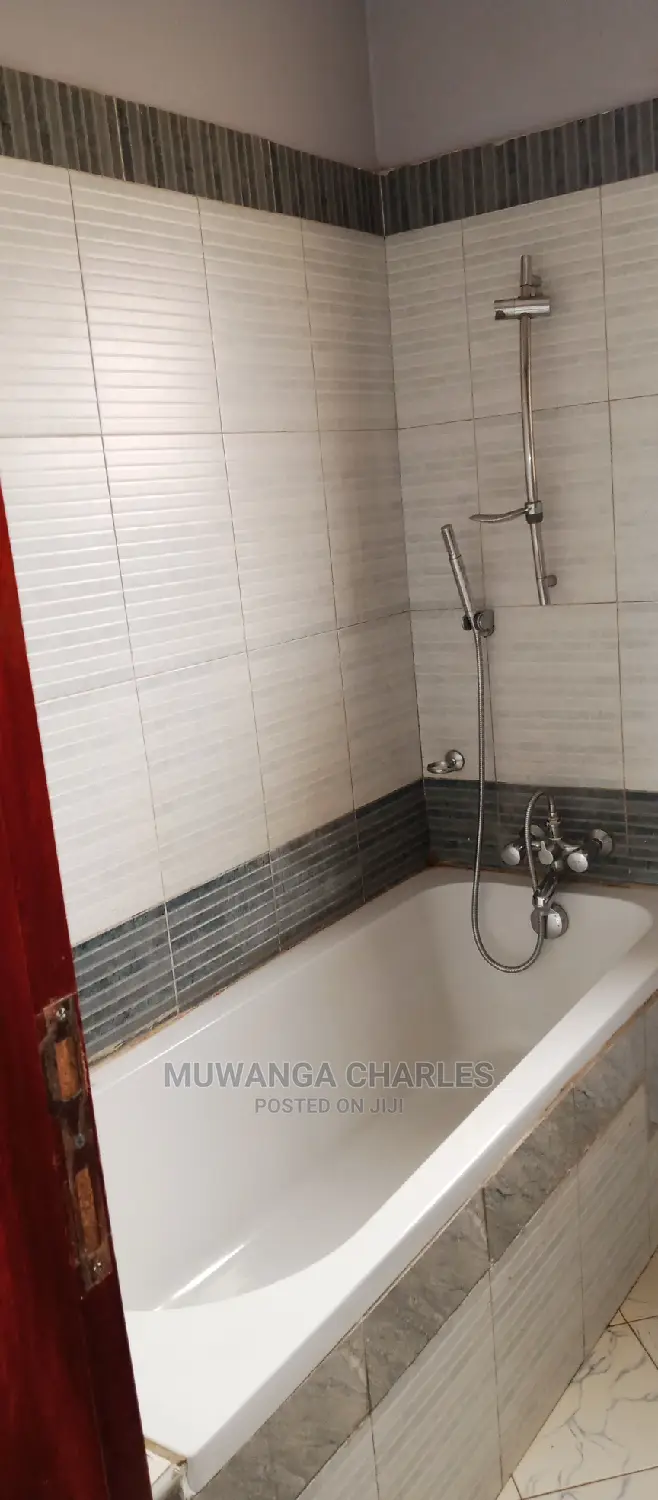 3bdrm Duplex in Fs Properties Ltd, Central Division for Rent