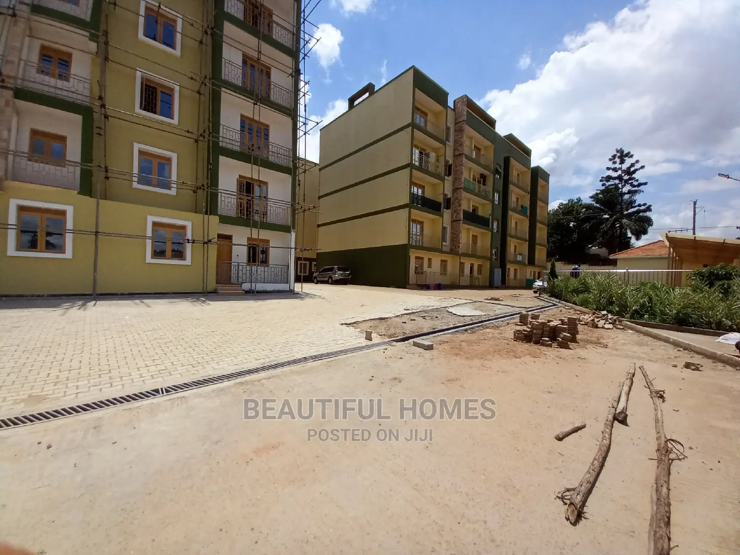 Furnished 2bdrm Condo in Bukoto, Central Division for Sale
