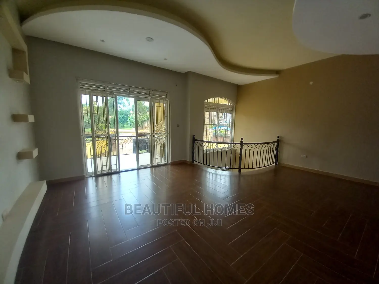 Furnished 7bdrm House in Kiwatule, Central Division for Sale