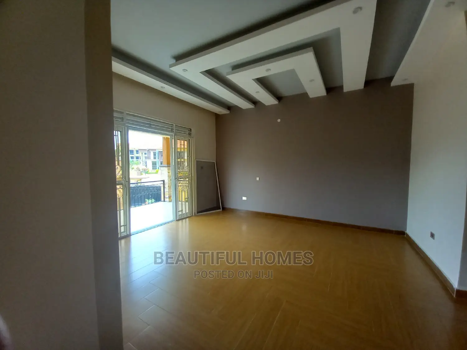 Furnished 7bdrm House in Kiwatule, Central Division for Sale