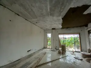 Furnished 5bdrm Mansion in Tarmack Close, Kira for Sale