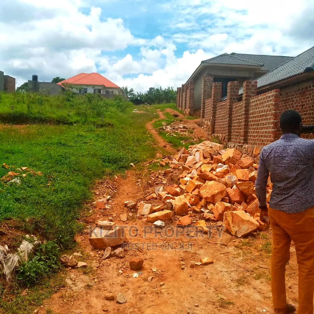Wakiso Namusera Land
