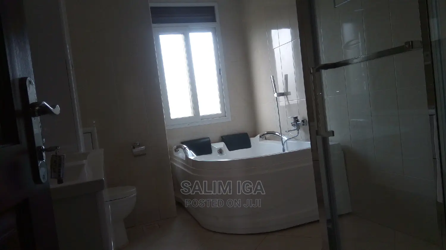 Furnished 3bdrm Block of Flats in Kololo Property, Central Division