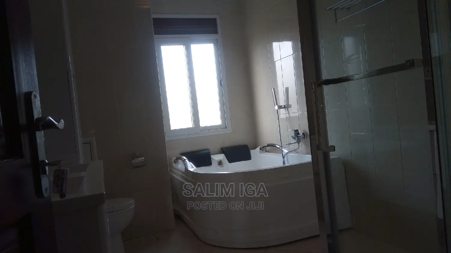 Furnished 3bdrm Block of Flats in Kololo Property, Central Division