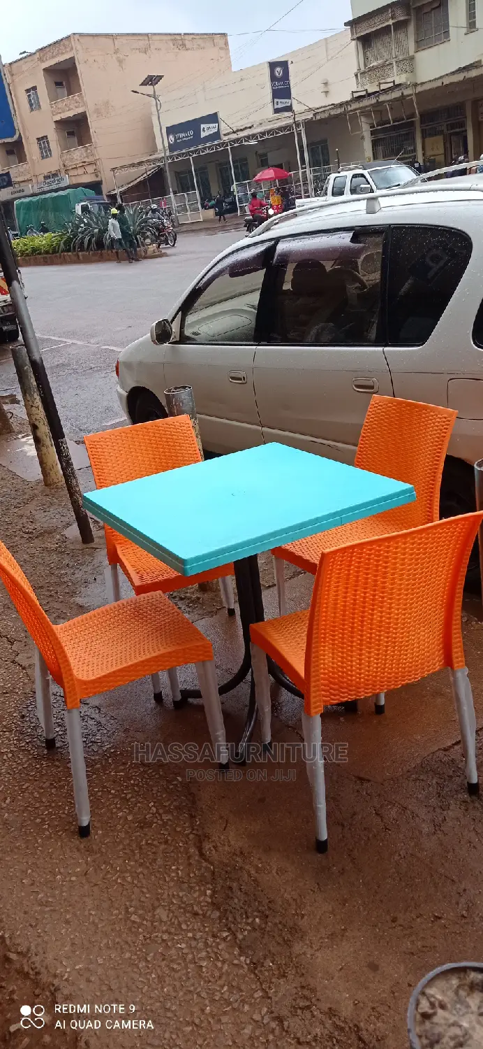 4seaters Restaurant Set Brand New