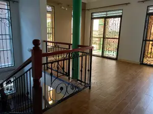 Furnished 6bdrm Mansion in Kira Tarmack for Sale