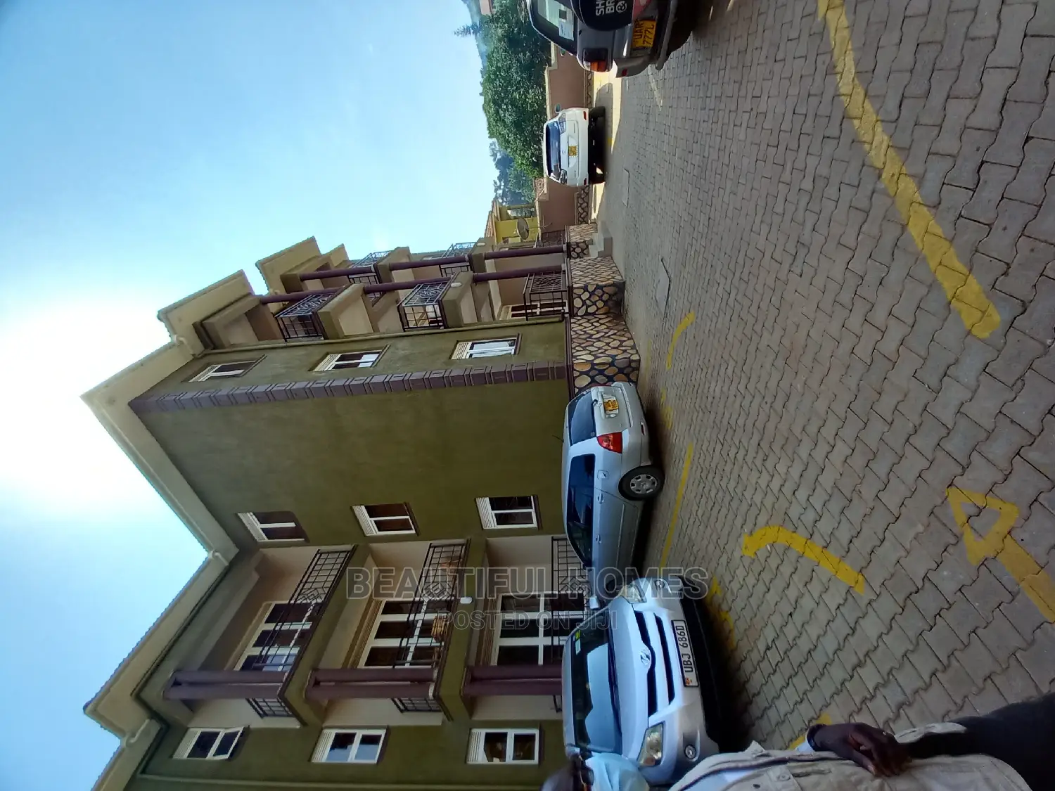 Furnished 2bdrm Apartment in Kisaasi, Central Division for Sale