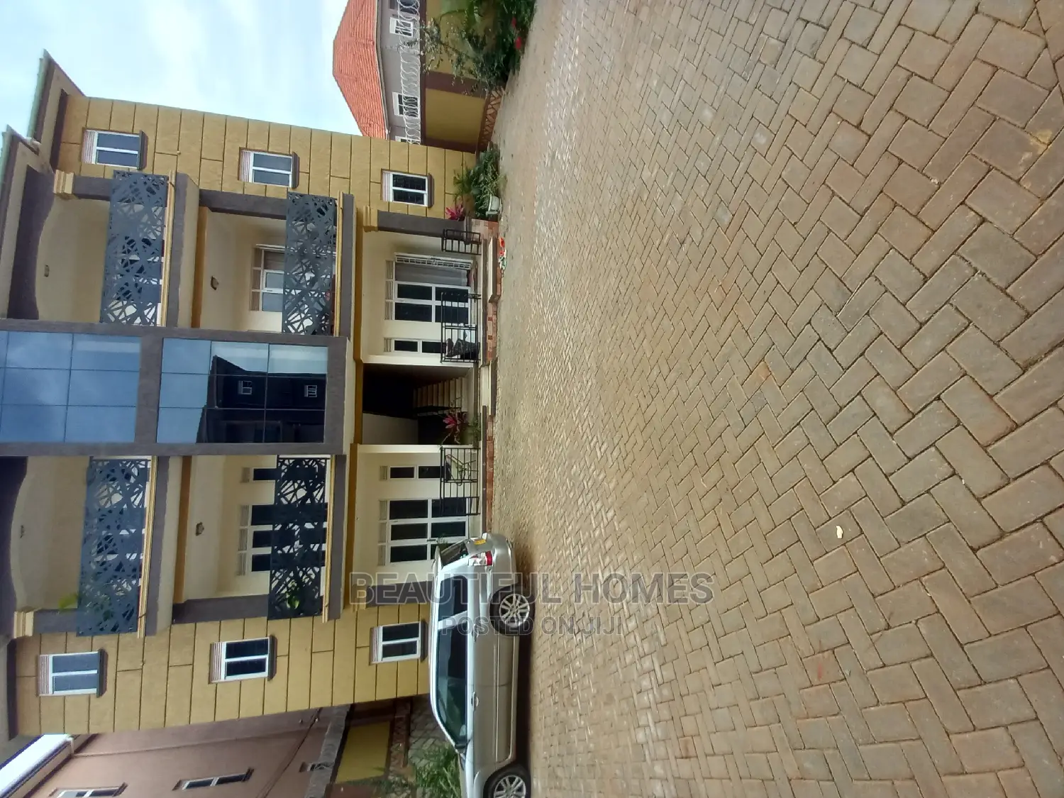Furnished 2bdrm Apartment in Kisaasi, Central Division for Sale