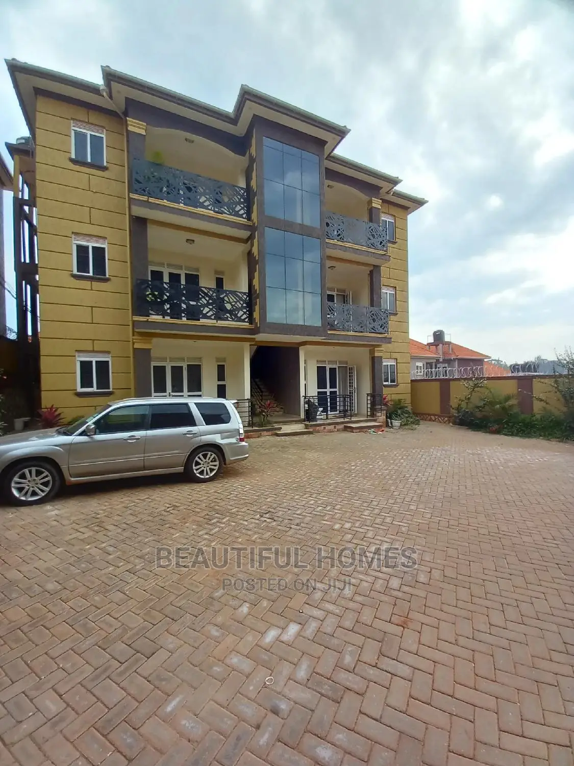 Furnished 2bdrm Apartment in Kisaasi, Central Division for Sale