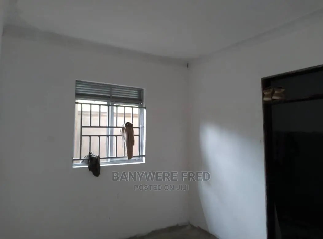 Furnished 3bdrm Bungalow in Goma for Sale