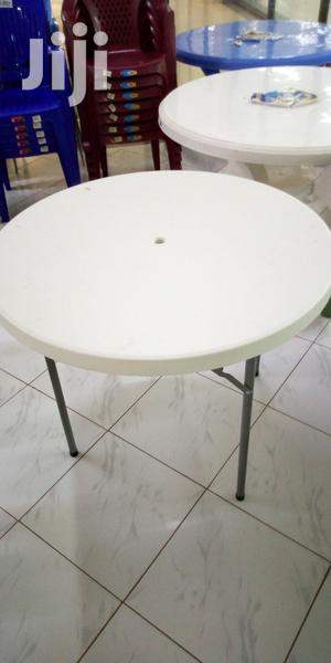 Squared Plastic Table
