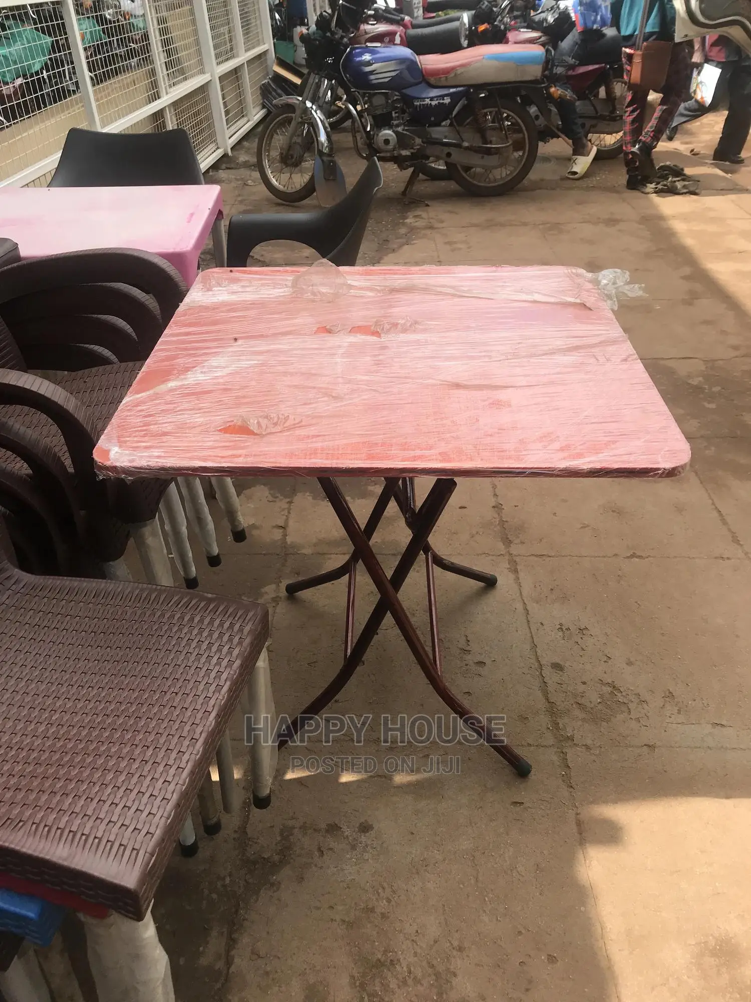 Foldable Table