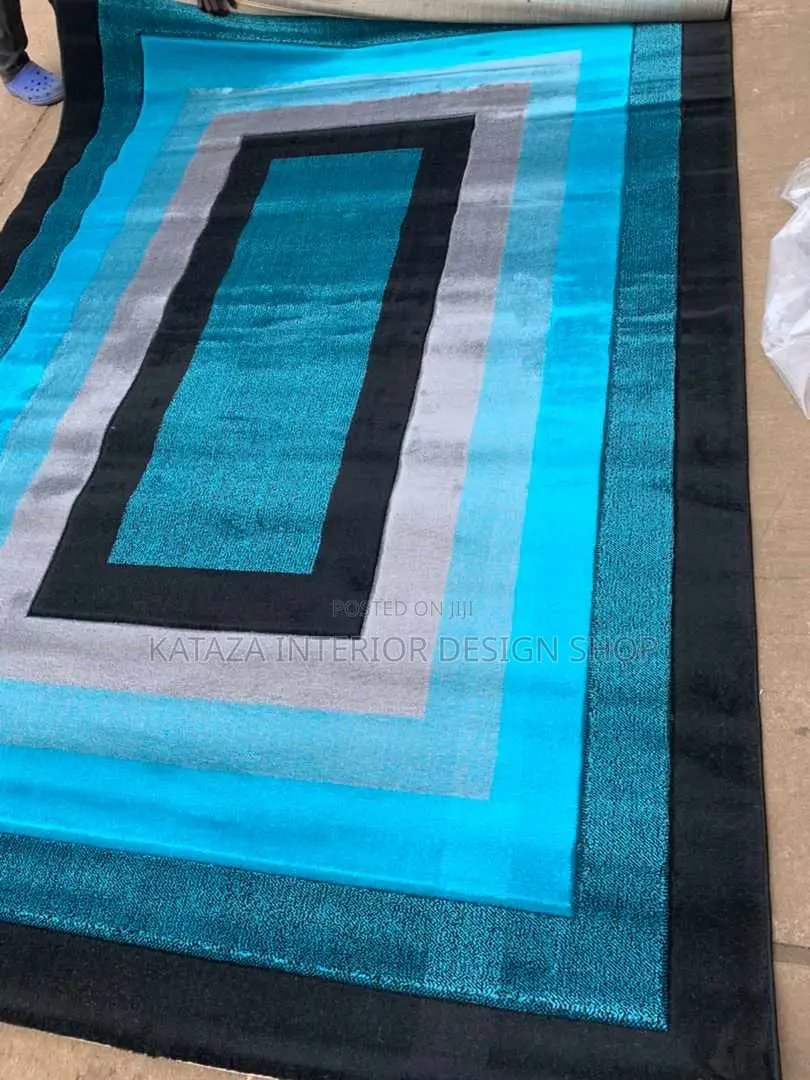 Centre Carpet