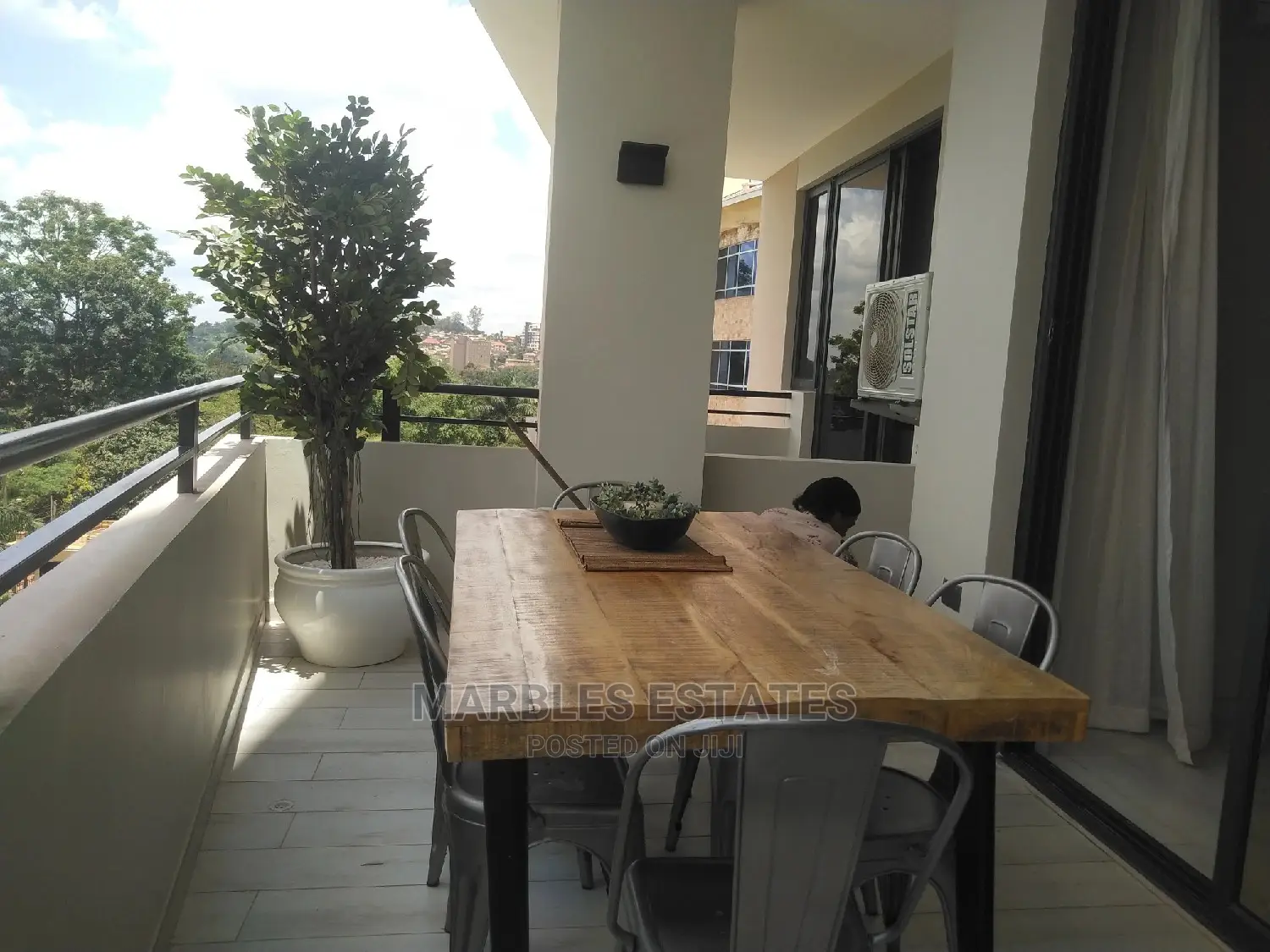3bdrm Apartment in Kololo, Central Division for Sale