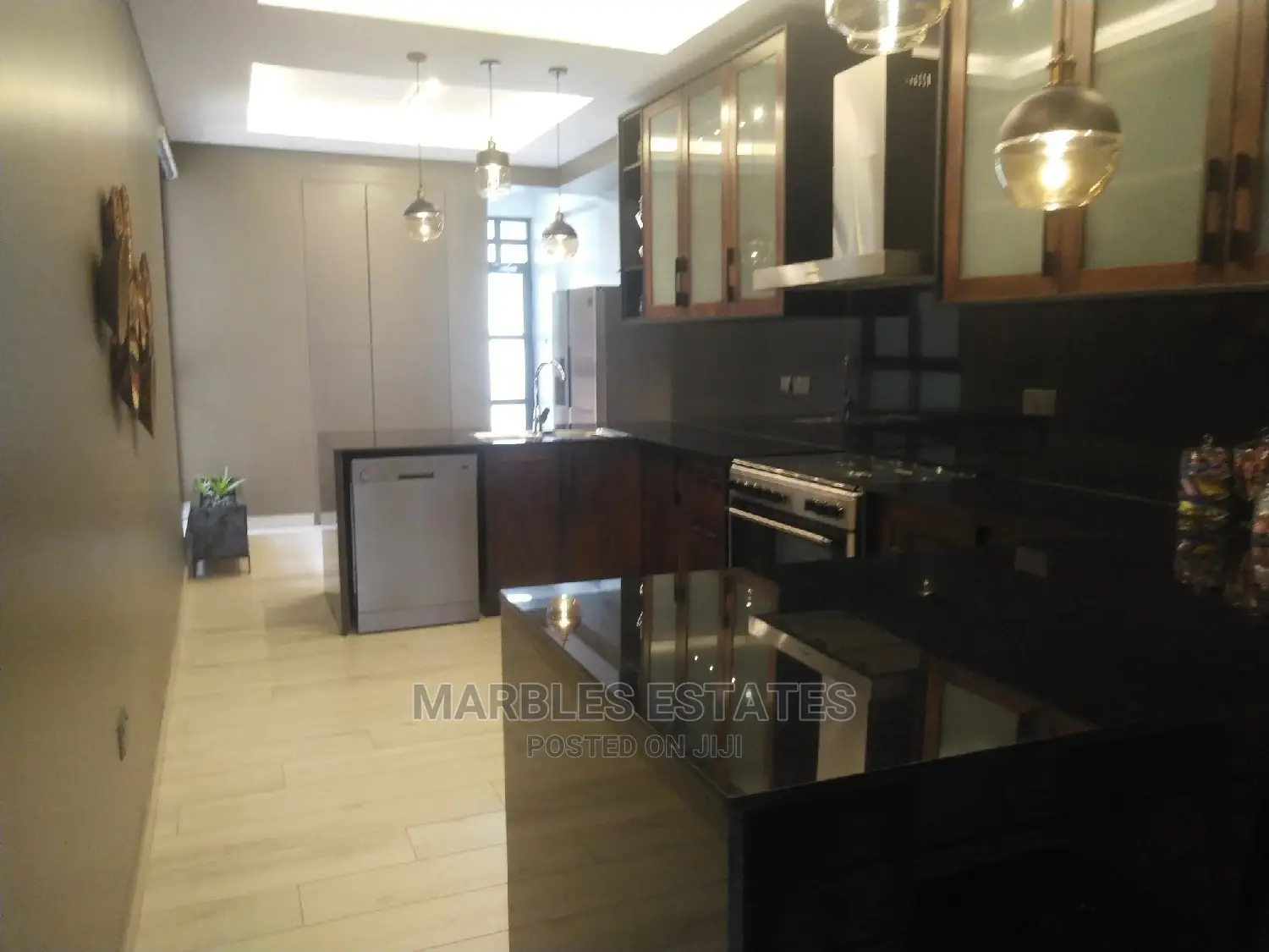 3bdrm Apartment in Kololo, Central Division for Sale