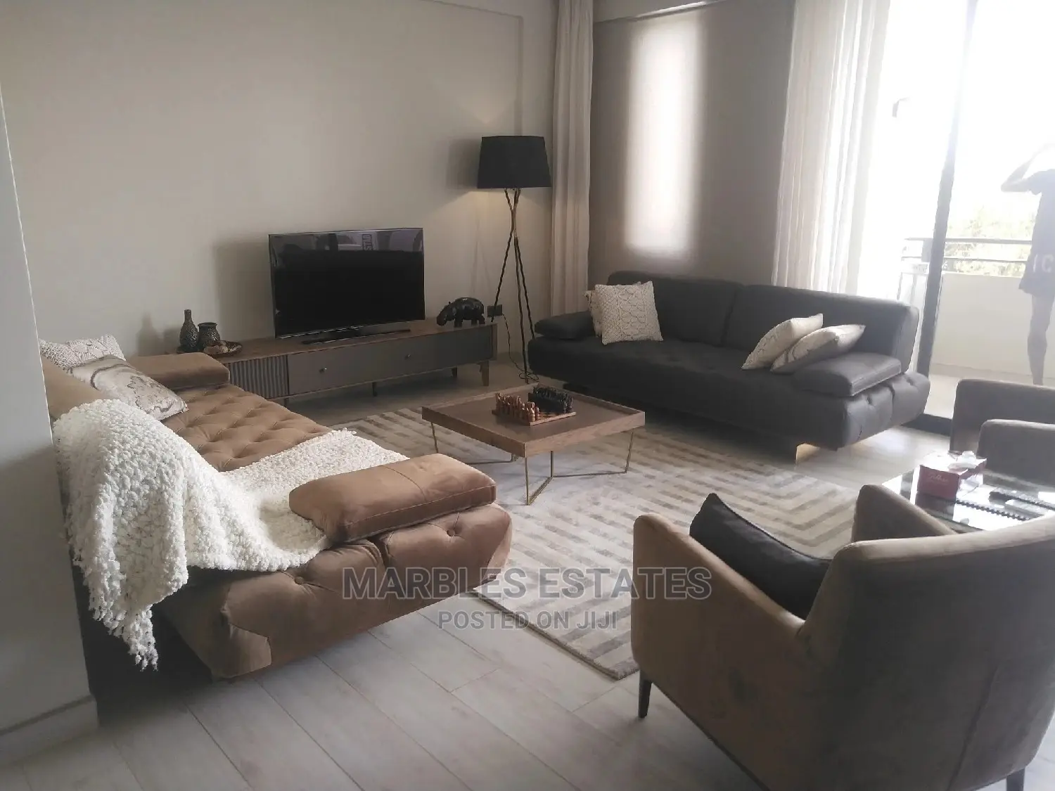 3bdrm Apartment in Kololo, Central Division for Sale
