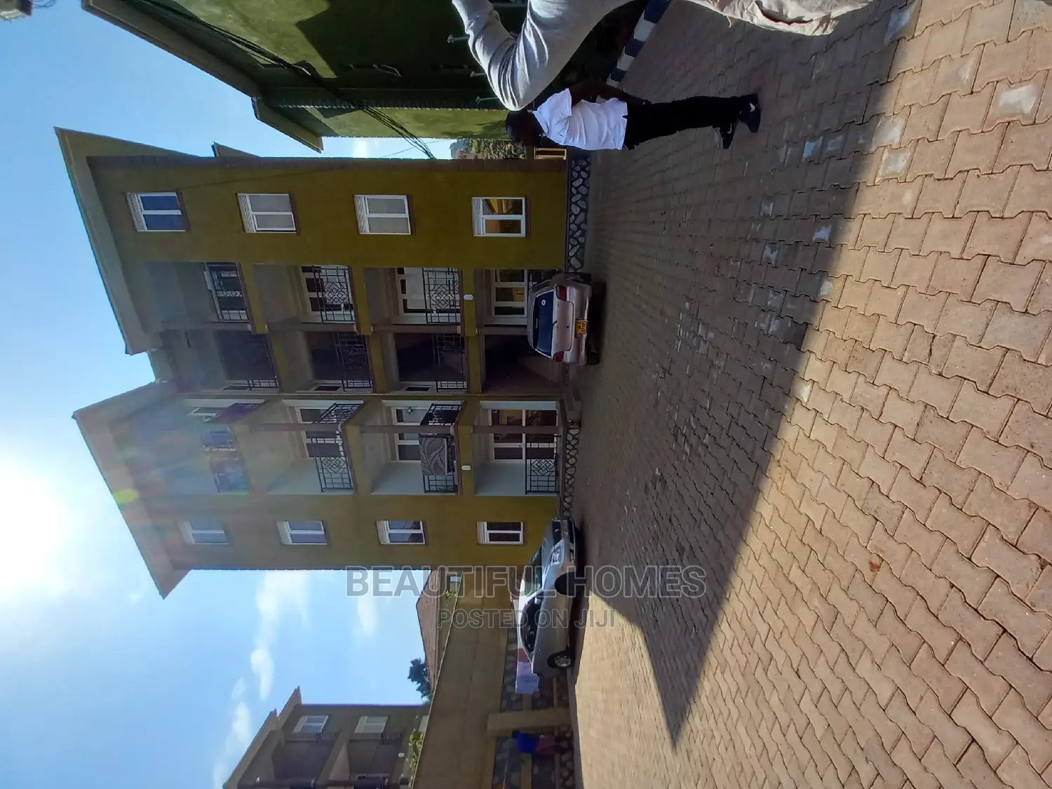 Furnished 2bdrm Apartment in Kisaasi, Central Division for Sale