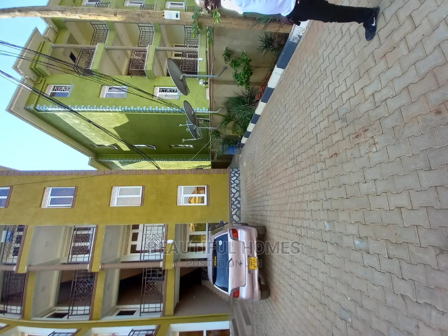 Furnished 2bdrm Apartment in Kisaasi, Central Division for Sale
