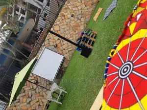 Projector Screens for Sell and Hiring ( Projector/Screens)