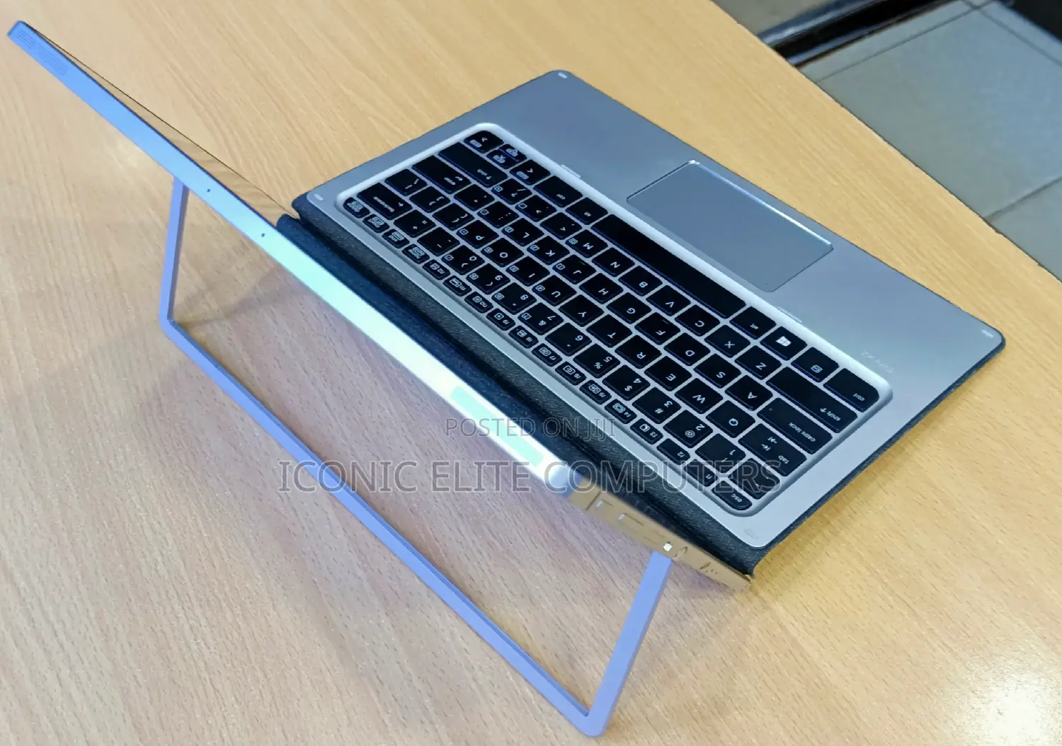 New Laptop HP Elite X2 1012 G2 8GB Intel Core I5 SSD 256GB