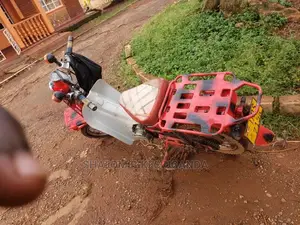 Honda 2015 Red