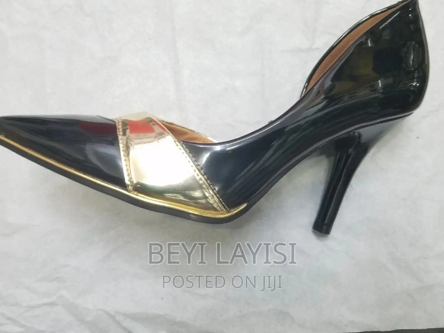 Brazilian Gold Black Shinny Leather Ladies Shoes
