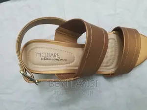 Hot Golden Ladies Shoes