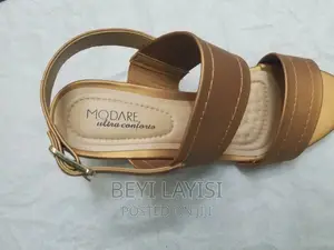 Hot Golden Ladies Shoes